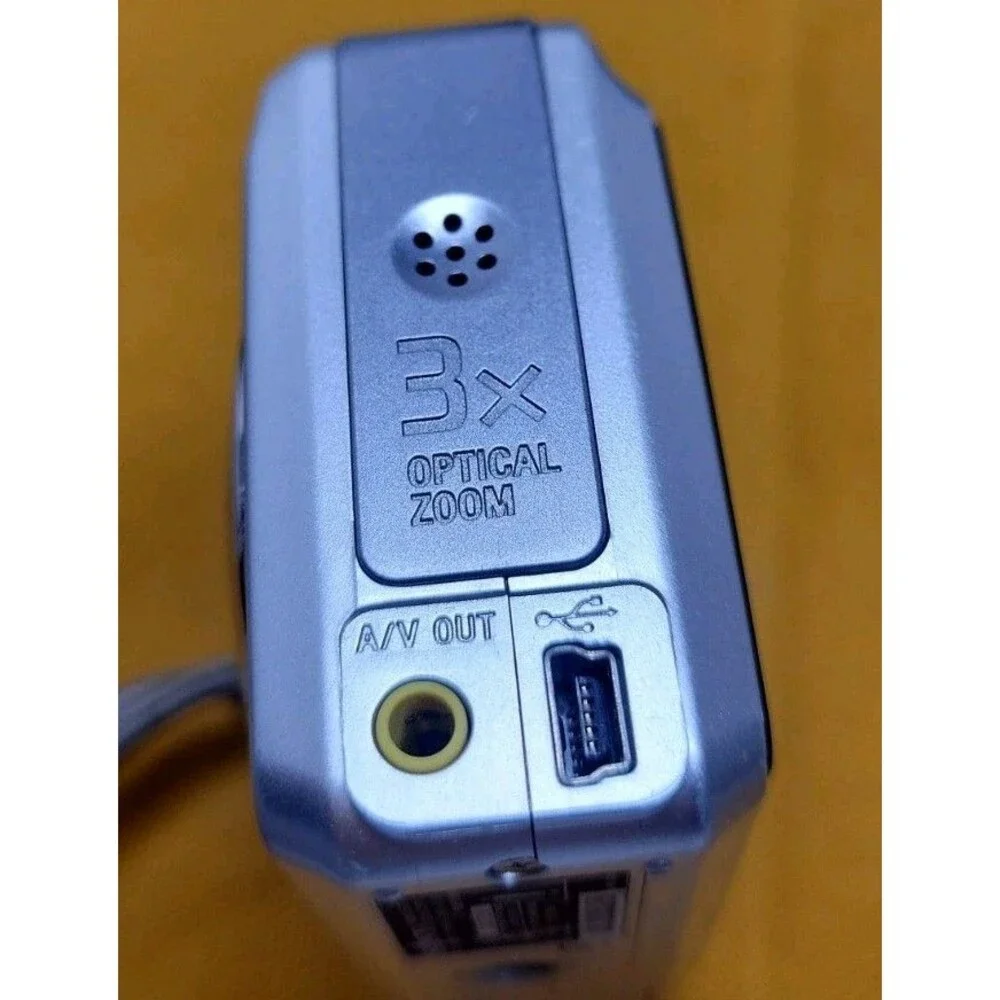Sony Cyber-Shot DSC-S45 Digital Camera Tested- Functional - 5.1 MP 3X Zoom